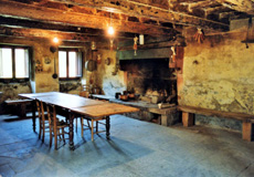 ブッキオ水車小屋内の昔の台所